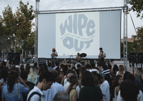 WIPEOUT vuelve a Peguera con Adur Amatriain, cine internacional y música en directo junto al mar